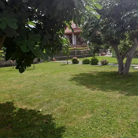 Higueras -casa Con Jardin- Hébergement de vacances *